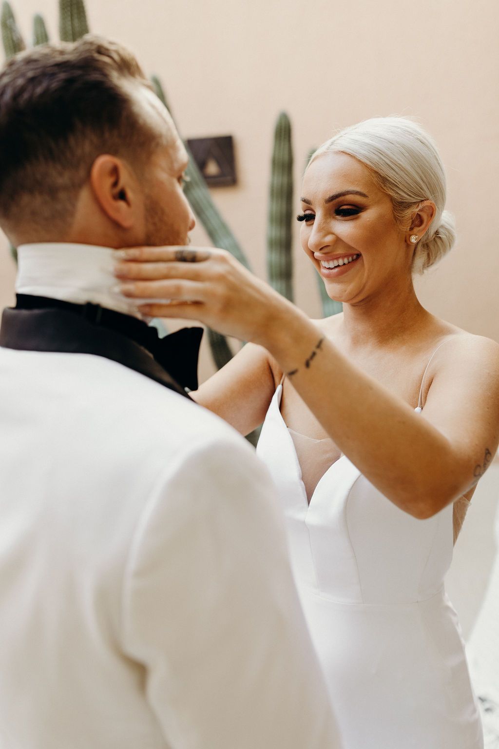 Waldorf Astoria Cabo modern elopement