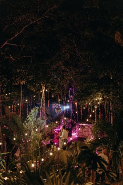 ColorfulModernjungleweddingCT-1082